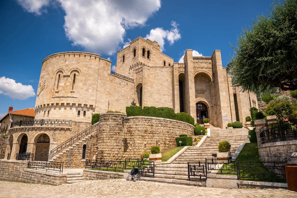 Krujë Castle & Skanderbeg Museum